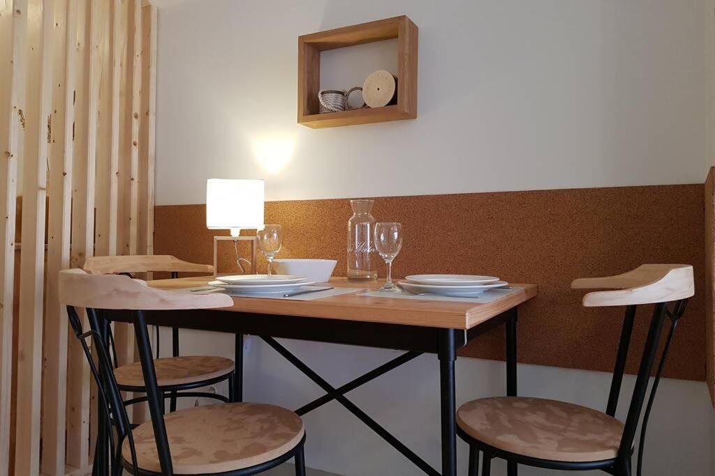 Cocon Chic Au Pied Du Vercors Avec Parking Marches Exterior photo